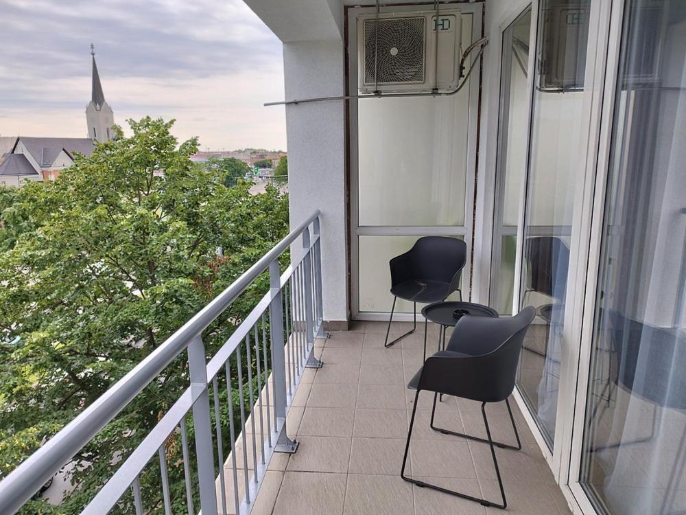 Macropolis Apartments Miskolc Esterno foto
